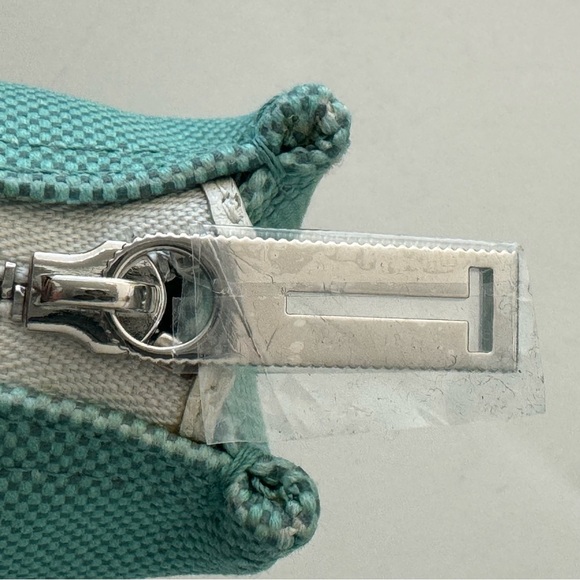 NIB TIFFANY & CO. Color Block Cosmetic Case Make Up Pencil Case Blue & White - Picture 8 of 16